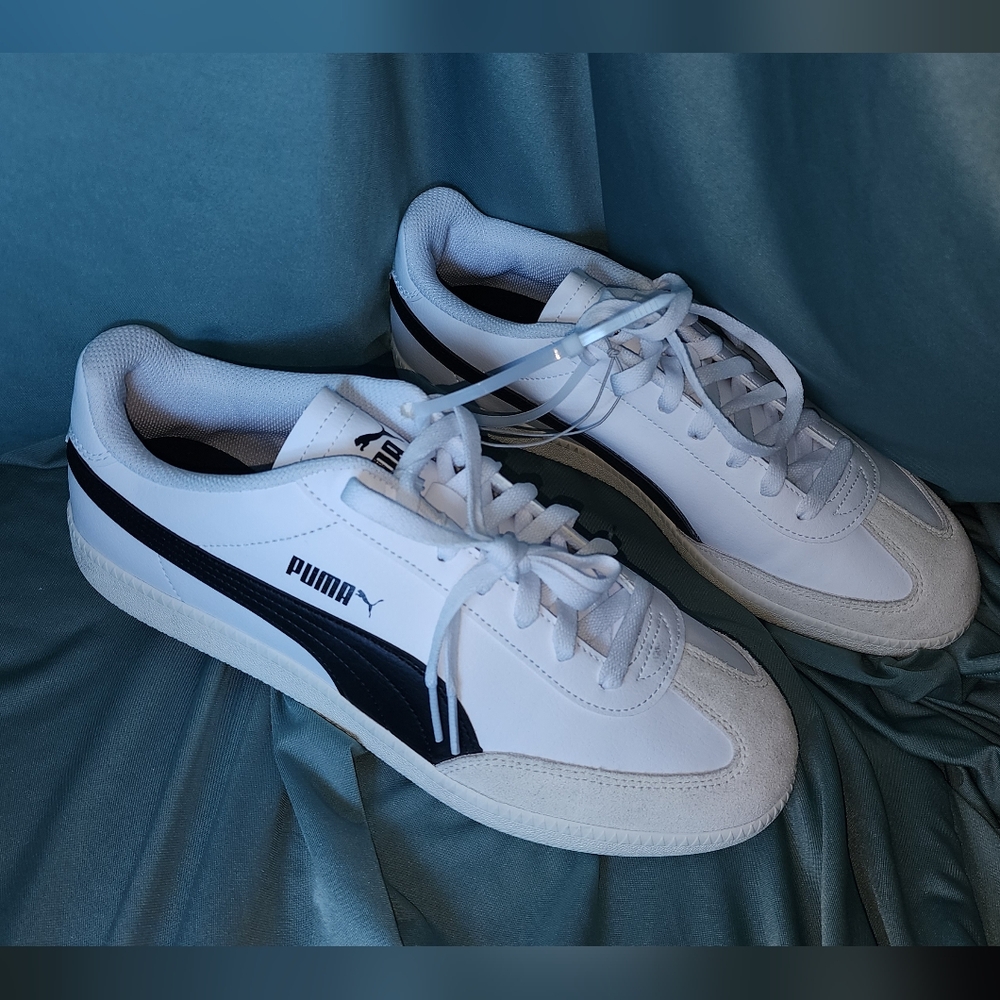 Puma White and Black Sneakers with Retro Design